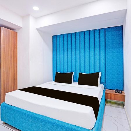 Super Hotel O Althan Formerly Hotel Niraant Surat Exterior photo